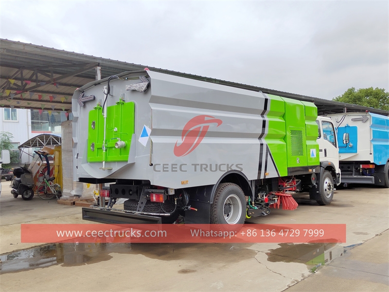 Howo RHD street road sweeping truck with factory direct sale