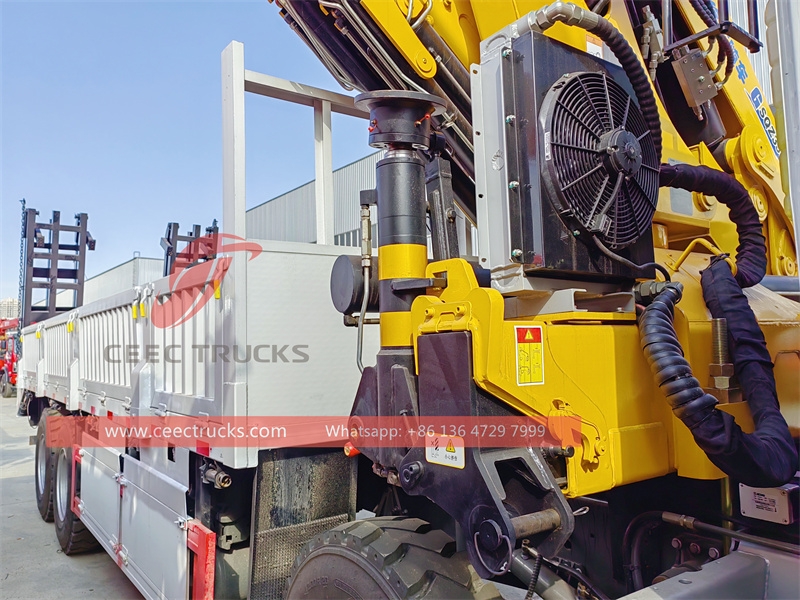 Howo 12 wheeler knuckle crane truck with self-loader