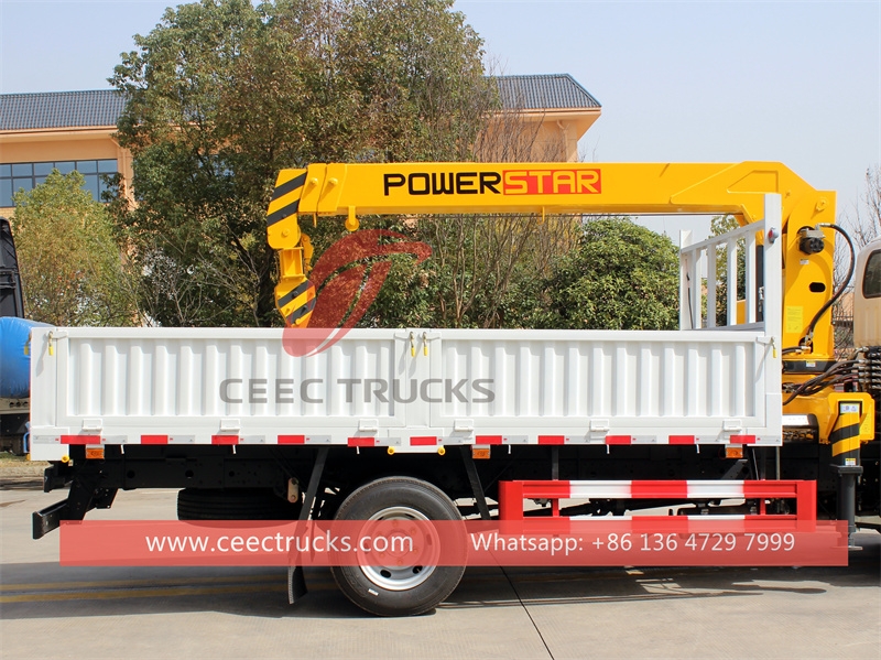 ISUZU 700P 5tons Crane Truck made in China best factory