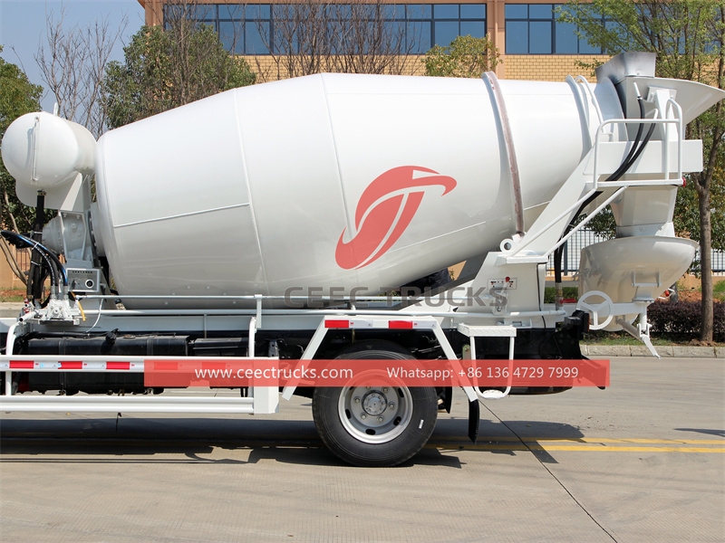 Isuzu NPR 190HP Concrete Mixer Truck for sale