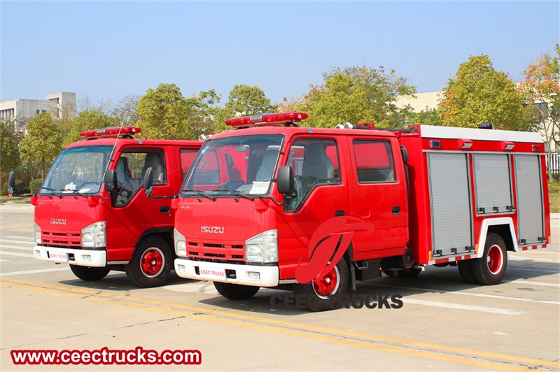 Isuzu mini pumper fire truck