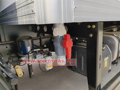 HOWO light refrigeration truck