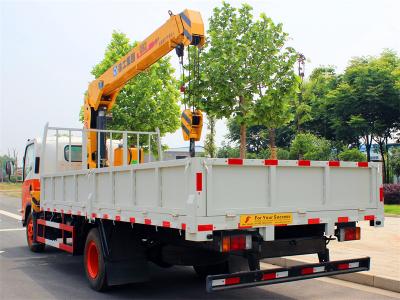 Isuzu ELF 190hp truck with 5 tons telescopic crane