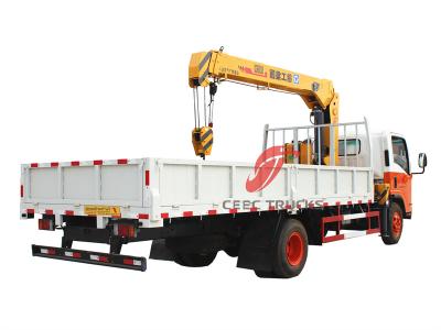 Isuzu ELF 190hp truck with 5 tons telescopic crane