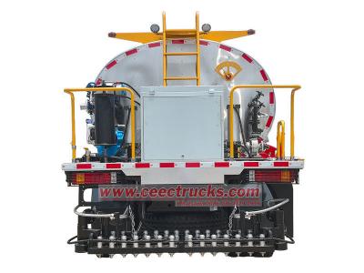 Shacman X3000 road asphalt distributor truck