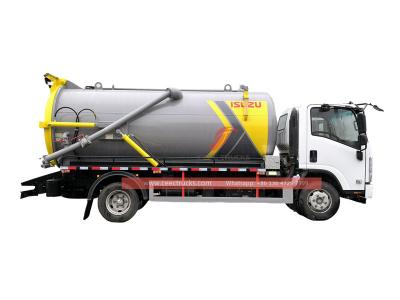Isuzu light 8,000L vacuum suction truck