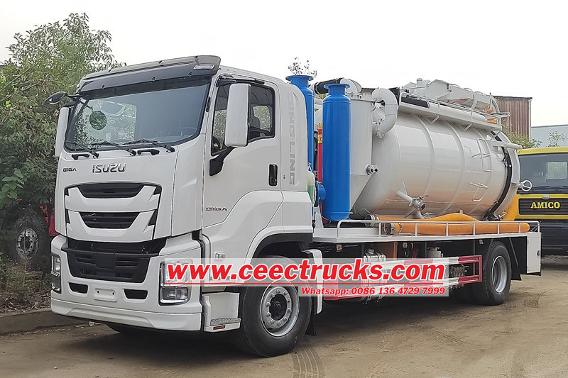 Caminhão jato combinado Isuzu Giga 10.000 litros