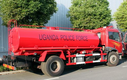 50 unidades de caminhões de bombeiros FAW para a força policial de Uganda