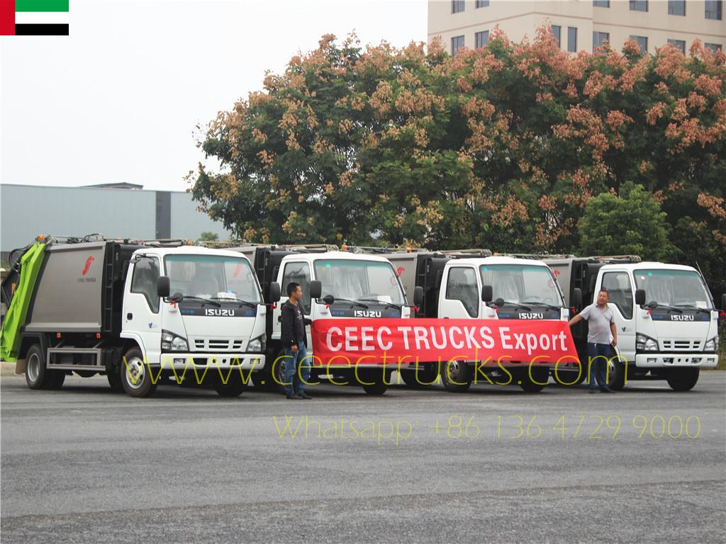 Cliente de Dubai compra mais 4 unidades de caminhões compactadores de lixo ISUZU 5cbm