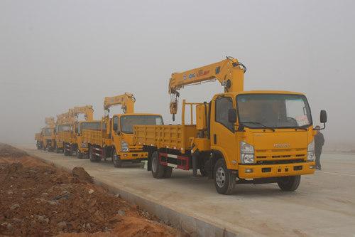 Exportação de caminhão guindaste ISUZU 6.3T Síria